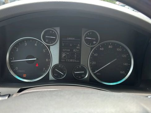 Used 2013 Lexus LX 570 4WD w/ Luxury Pkg image 9