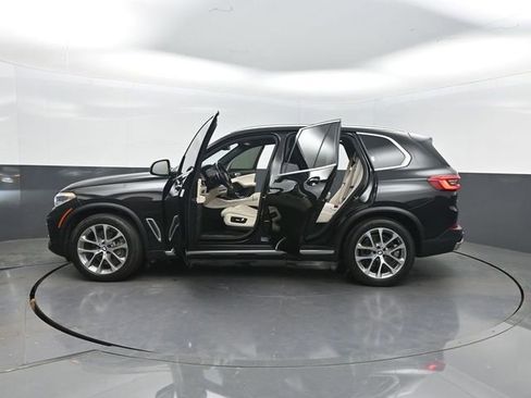 Used 2019 BMW X5 xDrive40i w/ Convenience Package AWD/4WD image 40