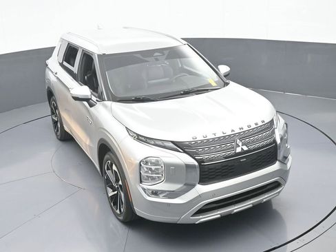 Used 2023 Mitsubishi Outlander SEL image 69