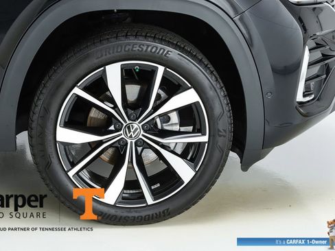 Used 2025 Volkswagen Atlas SEL Premium R-Line AWD/4WD image 14