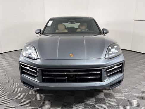 Used 2026 Porsche Cayenne AWD/4WD image 6
