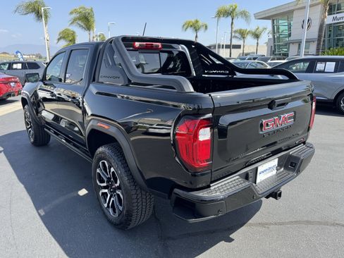 Used 2025 GMC Canyon AT4 w/ Nightfall Edition AWD/4WD image 8