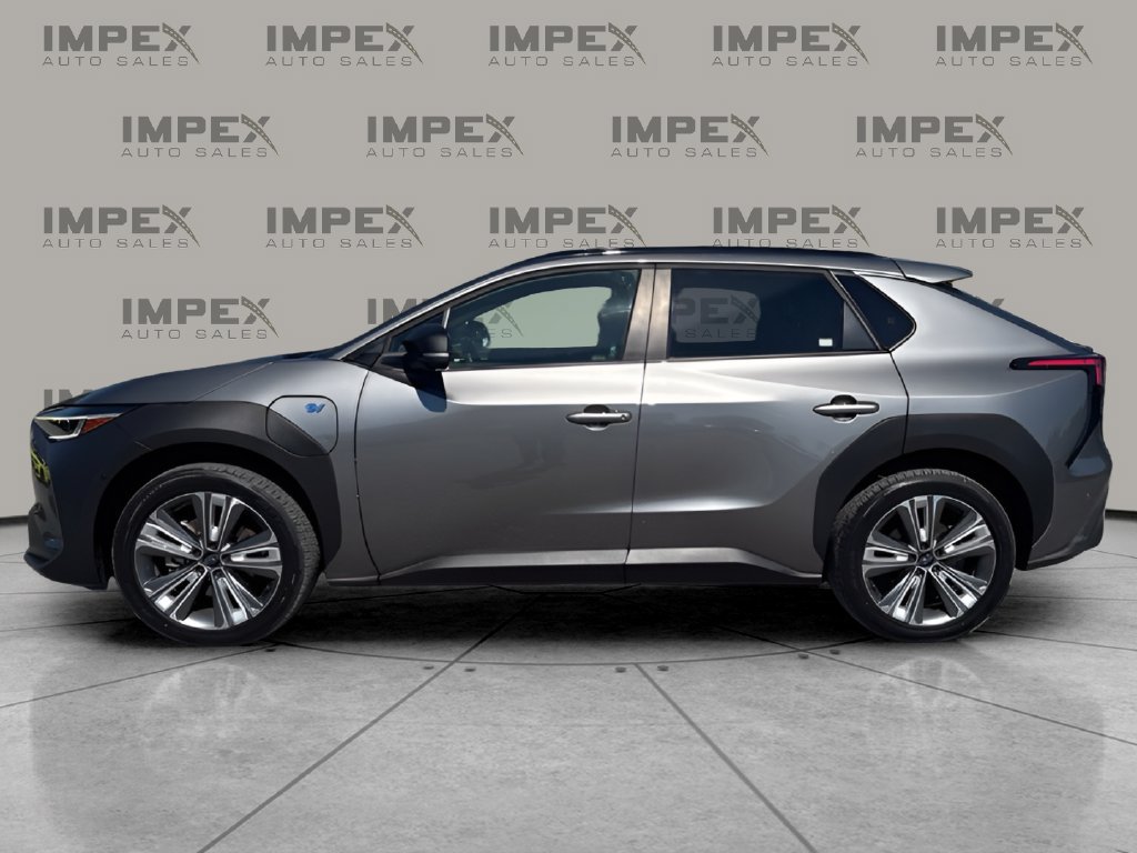 Used 2023 Subaru Solterra AWD image 2