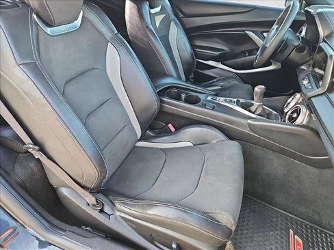 Certified 2018 Chevrolet Camaro SS RWD image 18