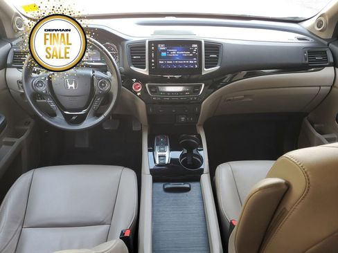 Used 2017 Honda Pilot Touring image 15