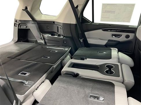 New 2025 Honda Pilot EX-L image 35
