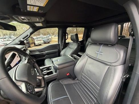 Used 2025 Ford F350 Platinum image 12