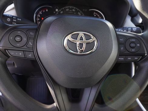 Used 2024 Toyota RAV4 XLE image 17