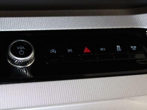 New 2026 Ford Expedition Active RWD image 44