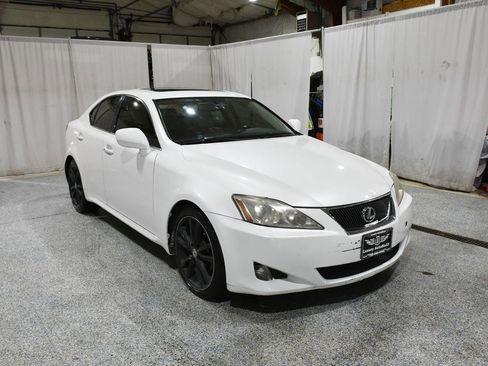 Used 2008 Lexus IS 250 RWD image 3