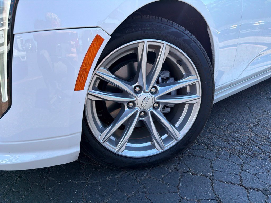 Used 2024 Cadillac CT4 Luxury w/ Sun And Sound Package AWD/4WD image 2