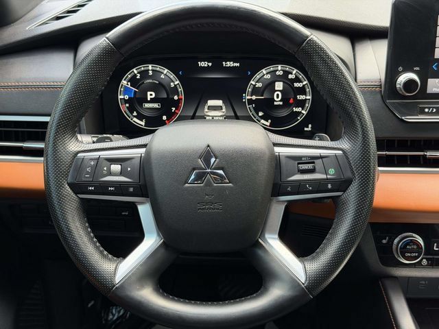 Used 2022 Mitsubishi Outlander SEL AWD/4WD image 19
