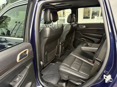 Used 2015 Jeep Grand Cherokee Limited AWD/4WD image 30