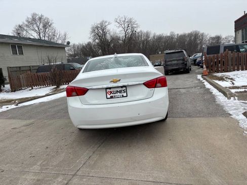 Used 2015 Chevrolet Impala LS image 7