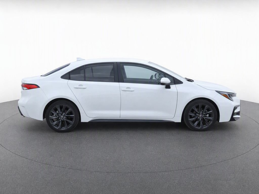 Used 2025 Toyota Corolla SE FWD image 8