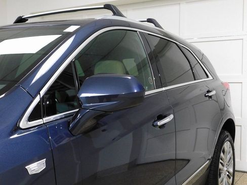 Used 2019 Cadillac XT5 Premium Luxury image 19