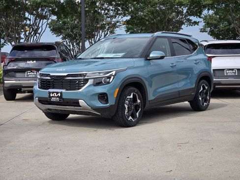 New 2026 Kia Seltos EX FWD image 3