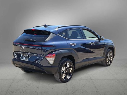 Certified 2025 Hyundai Kona SEL image 8
