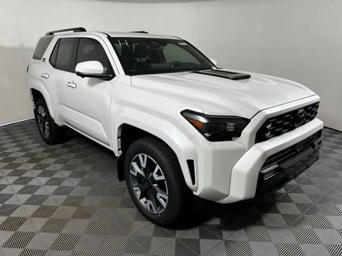 Certified 2025 Toyota 4Runner TRD Sport image 3