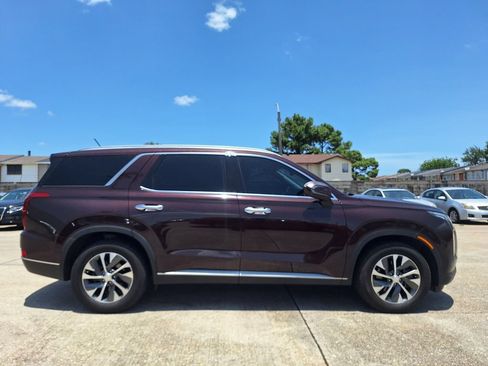 Used 2022 Hyundai Palisade SEL FWD image 3