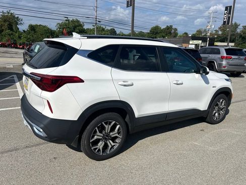 Certified 2023 Kia Seltos EX AWD/4WD image 6
