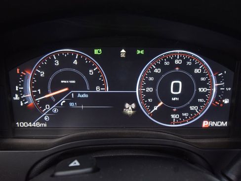 Used 2015 Cadillac Escalade Premium image 20