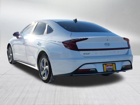 Used 2022 Hyundai Sonata SE w/ Preferred Accessory Package image 5