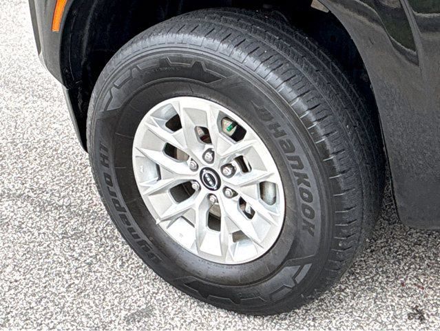 Certified 2024 Nissan Frontier SV AWD/4WD image 30