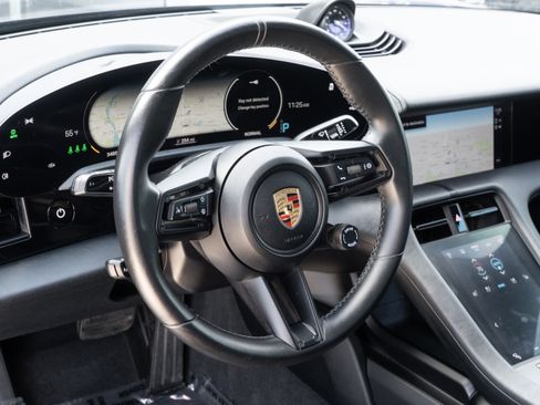 Used 2021 Porsche Taycan 4S image 11