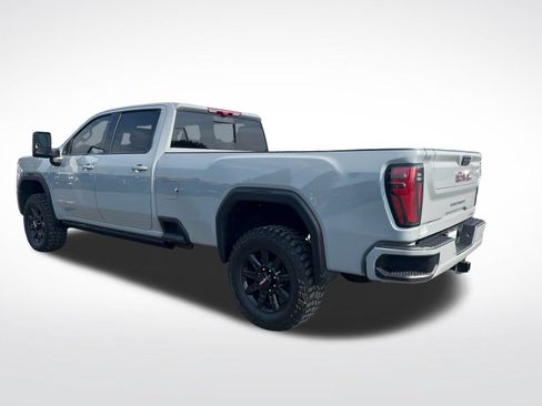 Used 2025 GMC Sierra 3500 AT4 w/ AT4 Premium Plus Package AWD/4WD image 6