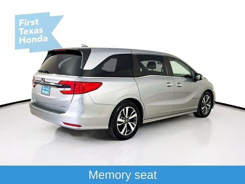 Used 2021 Honda Odyssey Touring image 7