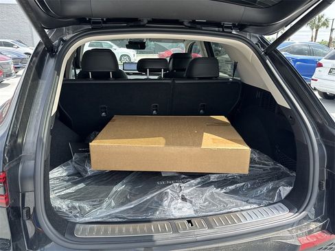 Used 2025 Genesis GV70 2.5T image 26