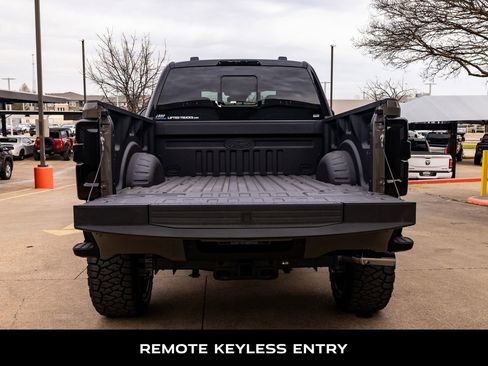 Used 2026 Ford F250 Platinum w/ Platinum Plus Package image 9