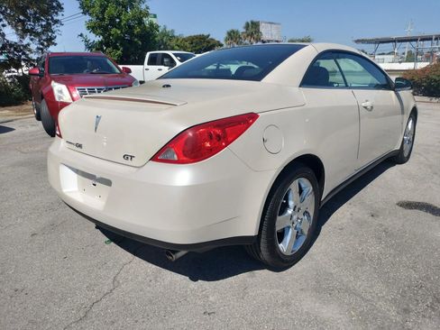 Used 2009 Pontiac G6 GT w/ Sport Package 1 FWD image 8