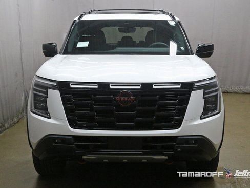 New 2025 Nissan Armada PRO-4X w/ Pro-4X Premium Package image 18