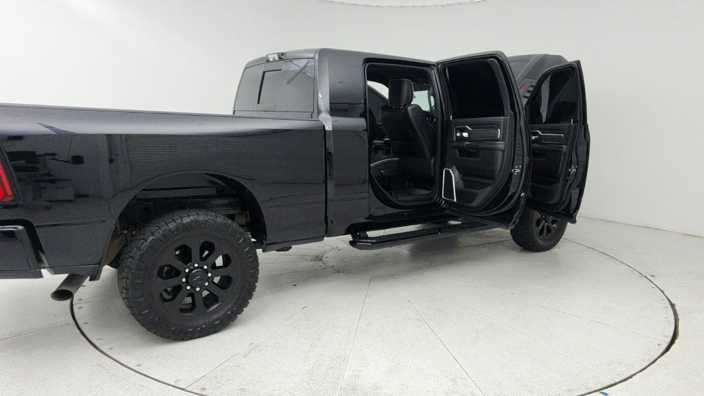 Used 2024 RAM 2500 Laramie w/ Night Edition AWD/4WD image 12
