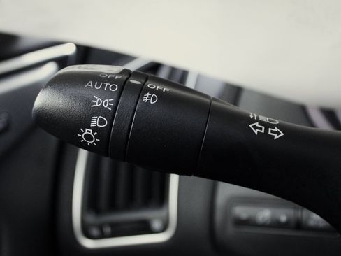 Used 2018 INFINITI Q60 3.0t Luxe image 27