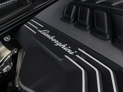 Used 2023 Lamborghini Urus S AWD/4WD image 62