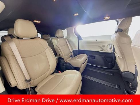 Certified 2023 Toyota Sienna Limited image 27