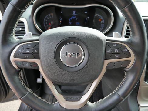 Used 2017 Jeep Grand Cherokee Limited w/ Trailer Tow Group IV AWD/4WD image 25