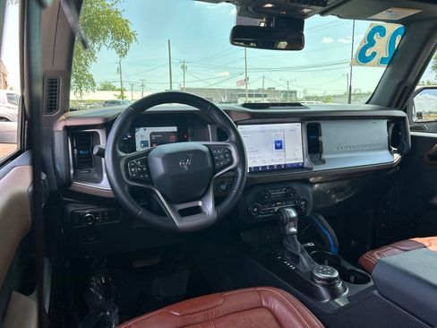 Certified 2023 Ford Bronco Outer Banks AWD/4WD image 14