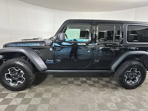 Used 2023 Jeep Wrangler Unlimited Rubicon 4xe w/ Steel Bumper Group AWD/4WD image 5