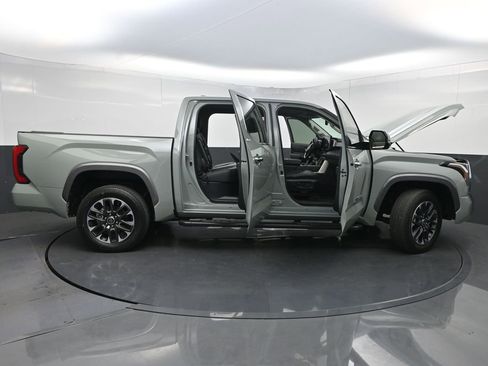 Used 2024 Toyota Tundra Limited w/ Power Package AWD/4WD image 39