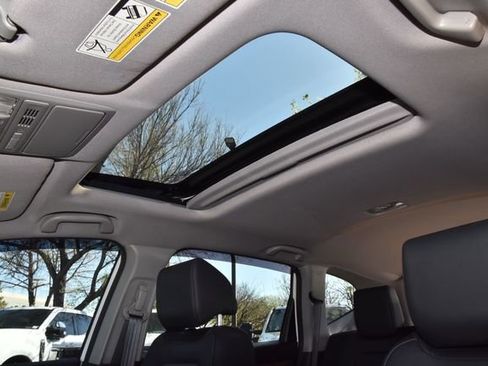 Used 2022 Honda CR-V Touring image 33