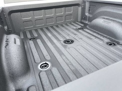 New 2026 RAM 2500 Laramie AWD/4WD image 38