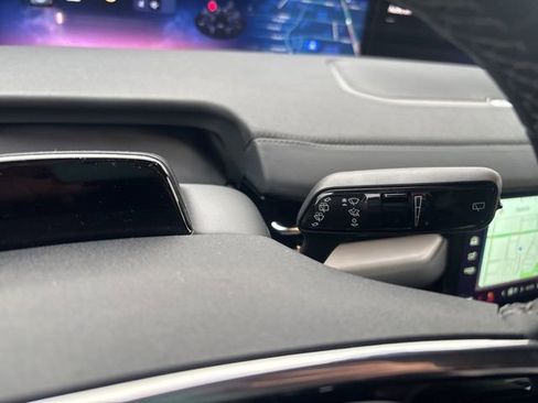 New 2025 Lincoln Navigator Reserve w/ Jet Appearance Package AWD/4WD image 23
