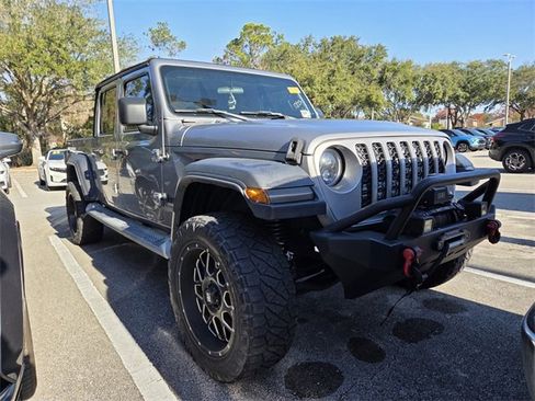 Used 2020 Jeep Gladiator Sport w/ Quick Order Package 24S image 2
