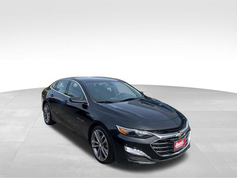 Used 2022 Chevrolet Malibu LT FWD image 3