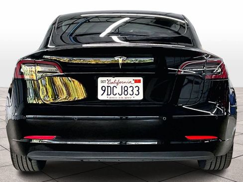 Used 2022 Tesla Model 3 image 7