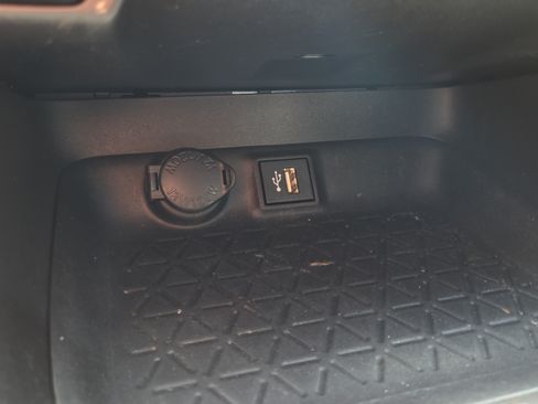 Used 2023 Toyota RAV4 XLE w/ Convenience Package FWD image 32